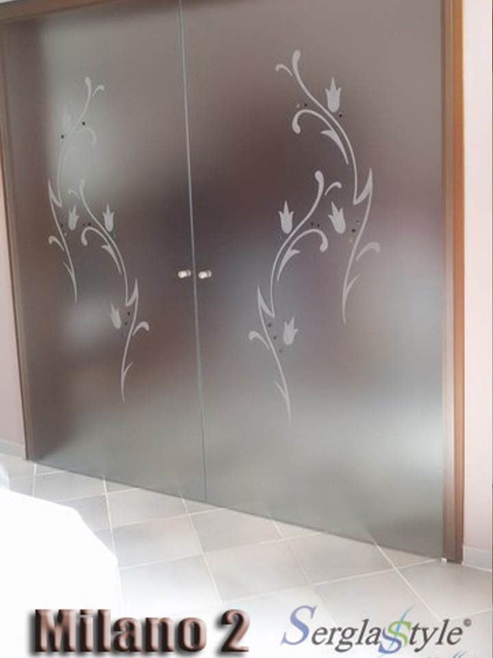 Porte in vetro , porte vetro , porte tuttovetro , porte scorrevoli in vetro , porte vetro scorrevoli, paraschizzi cucina, paraschizzi in vetro ,porte in vetro colorate , porte vetro colorate